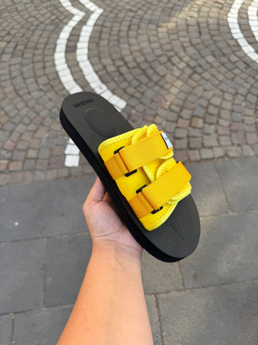 SLIPPERS DUALSCAPE YELLOW