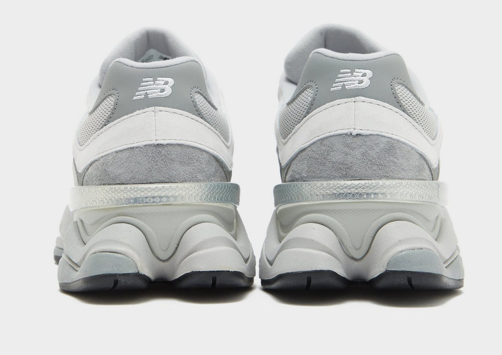 NEW BALANCE 9060 GREY