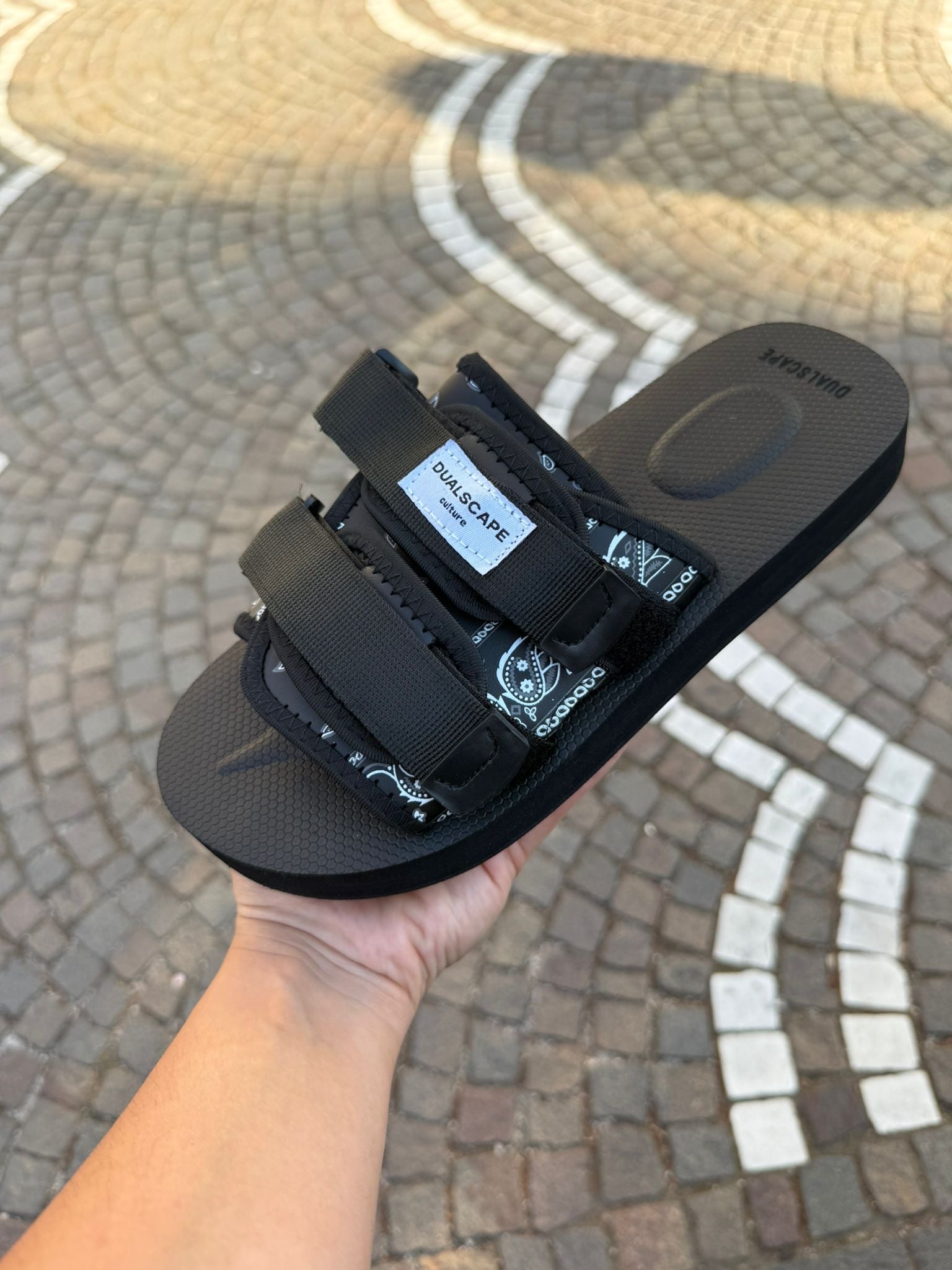 SLIPPERS DUALSCAPE BANDANA BLACK