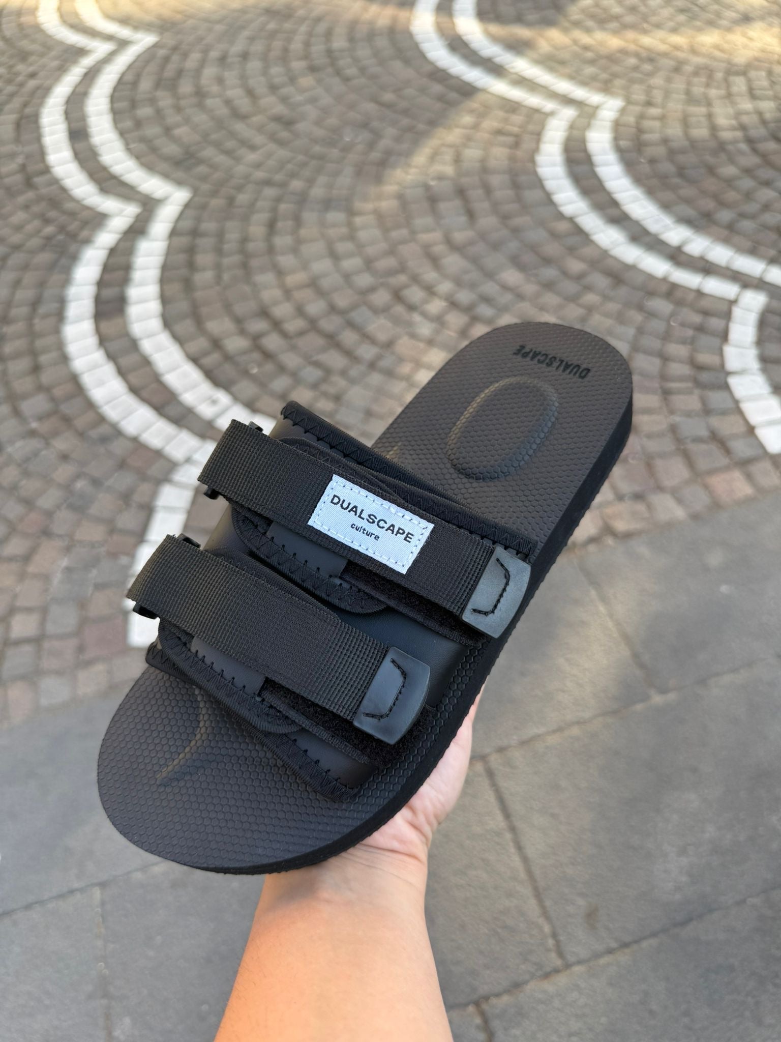 SLIPPERS DUALSCAPE BLACK