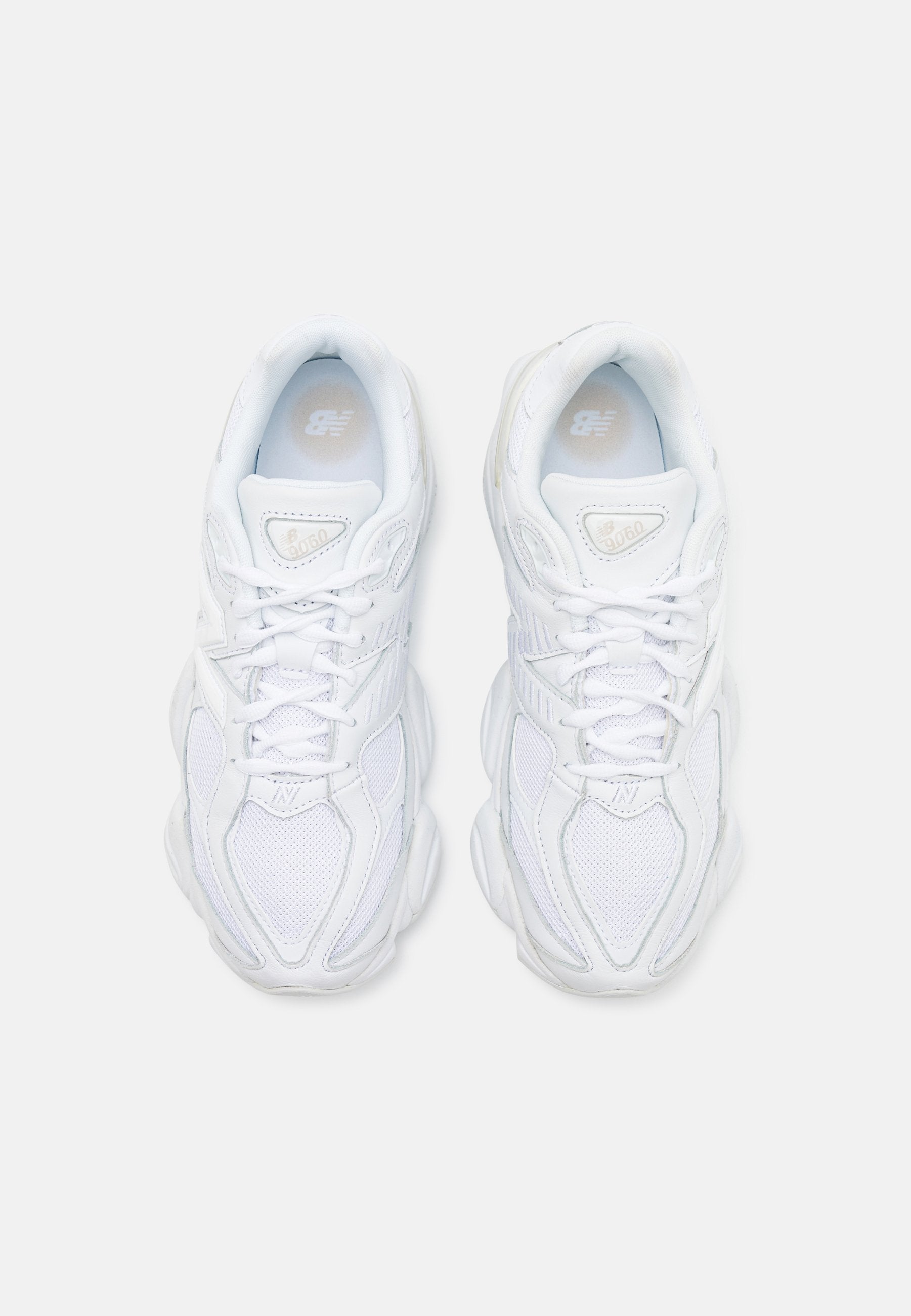 NEW BALANCE 9060 WHITE
